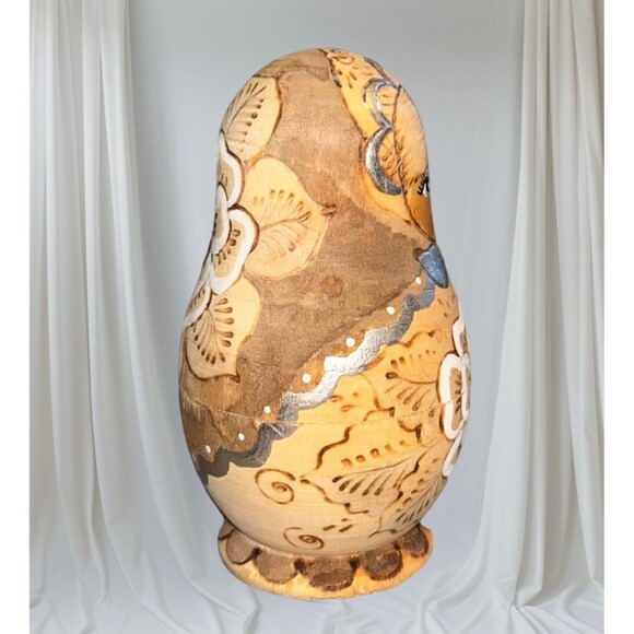 Hand Painted Wood Burned Russian Matryoshka Nesting Doll 3.75” Set of 3 - Picture 4 of 8